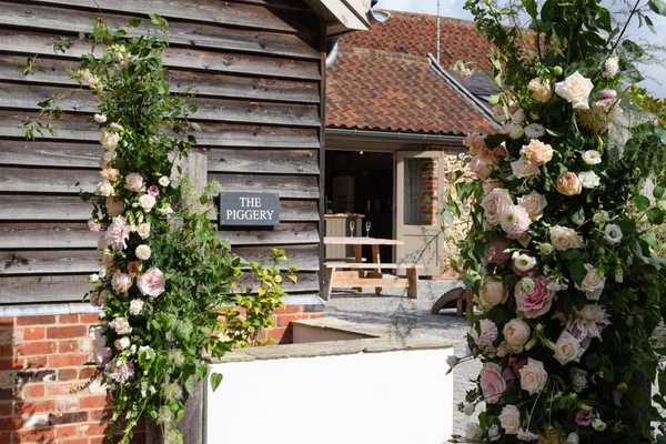 Wedding gallery image 37