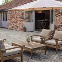  Outdoor Seating's image 1