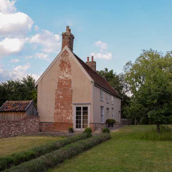 The Farmhouse's image 29